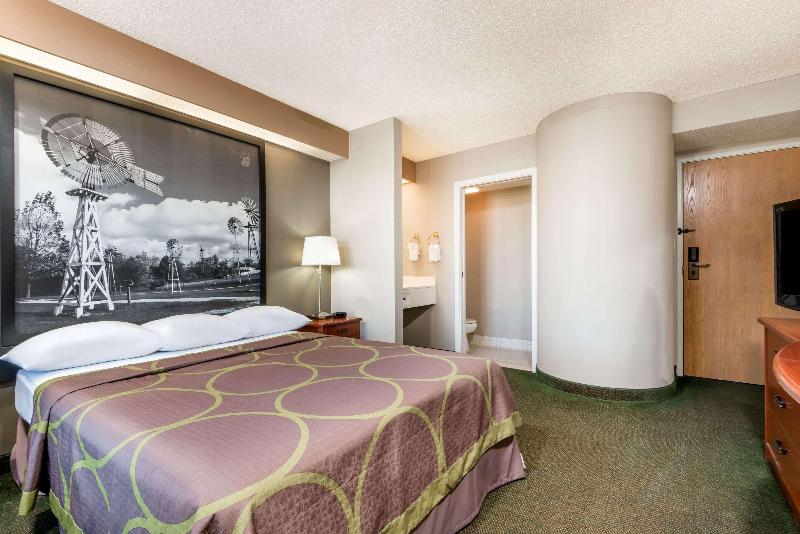 Super 8 by Wyndham Jasper image