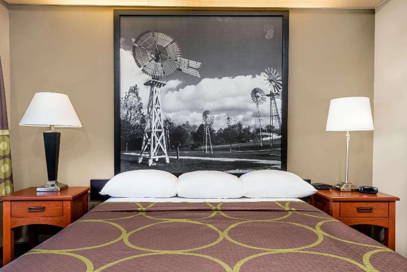 Super 8 by Wyndham Jasper image