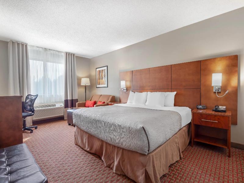 Quality Inn Saint Ignace I-75 image