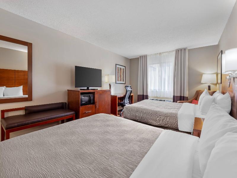 Quality Inn Saint Ignace I-75 image