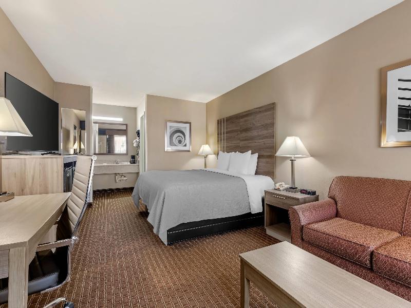 Quality Inn Paris image
