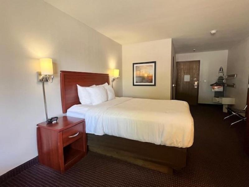 Quality Inn & Suites Colby image