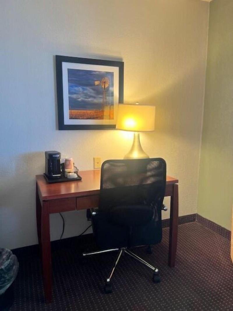 Quality Inn & Suites Colby image
