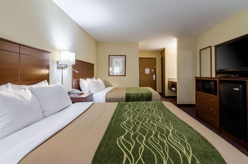 Quality Inn & Suites Colby image