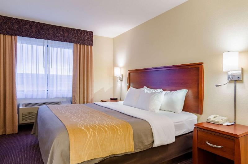 Quality Inn & Suites Colby image