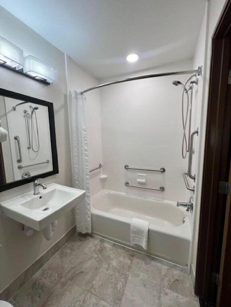 Quality Inn & Suites Colby image