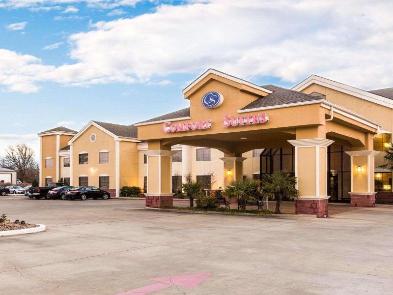 Comfort Suites Idabel image
