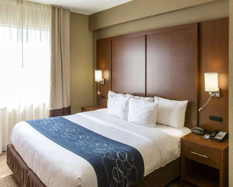 Comfort Suites Idabel image