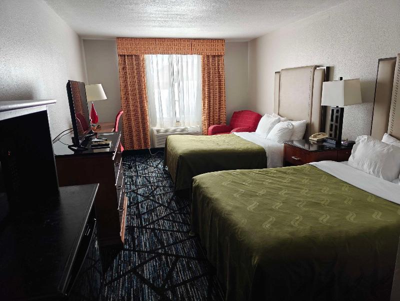 Quality Inn Gaylord Area image