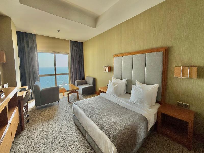 The Green Park Pendik Hotel & Convention Center image