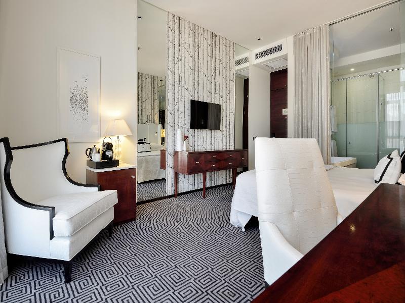 DAVINCI Hotel & Suites on Nelson Mandela Square image