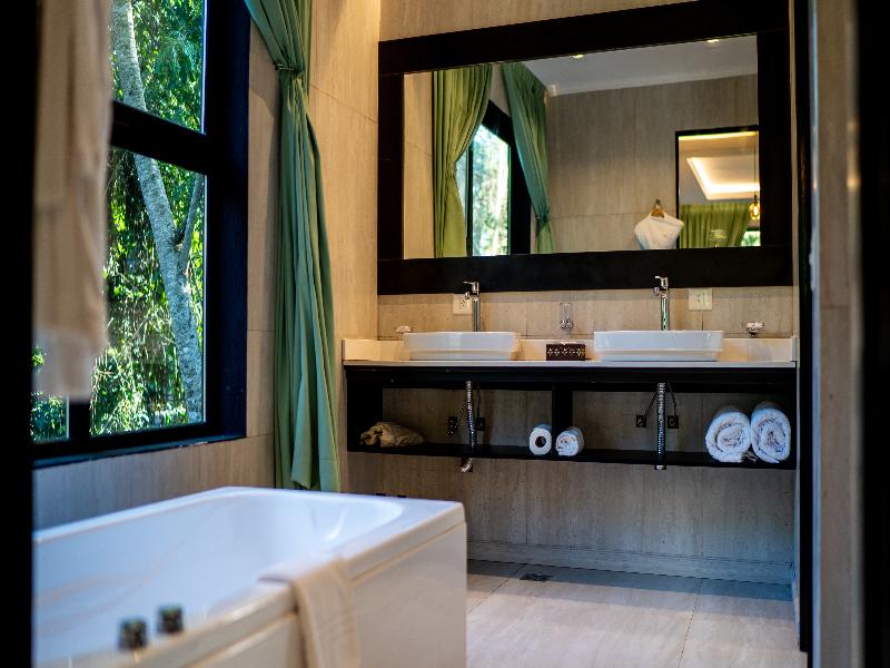 La Reserva Virgin Lodge image
