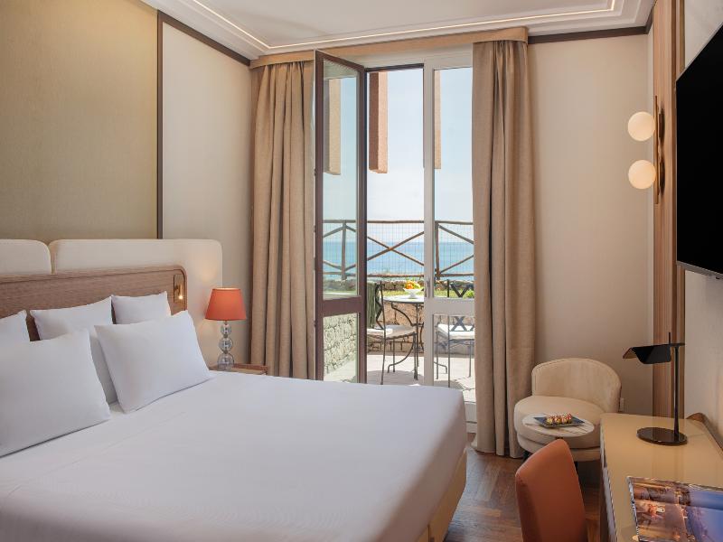 UNA HOTELS Capotaormina image