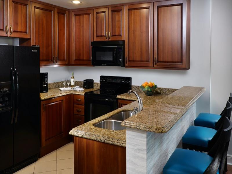Naples Bay Resort & Marina image