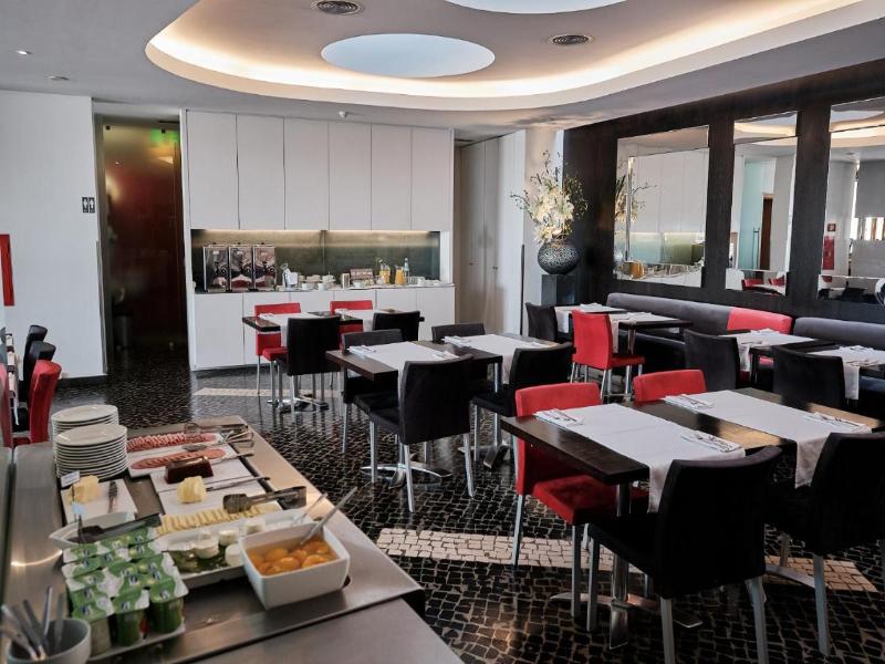Praia Marina by RIDAN Hotels image