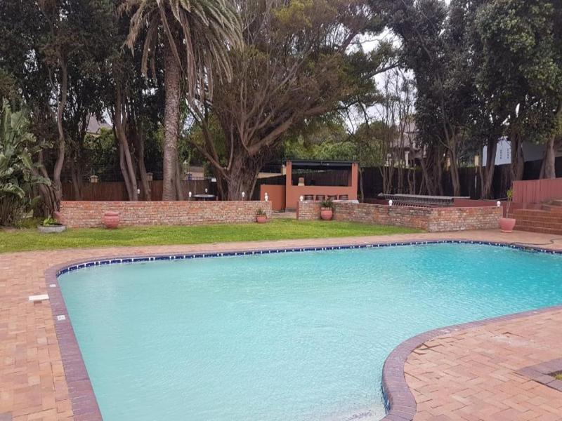 Wilderness Beach Hotel