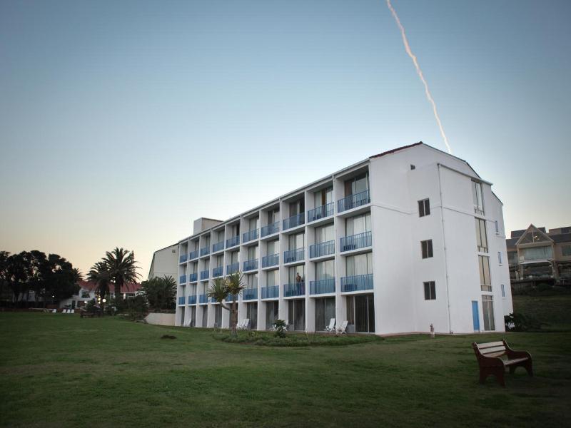 Wilderness Beach Hotel