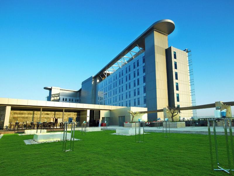 Aloft Abu Dhabi image