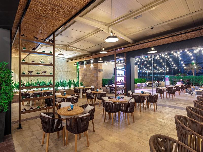 Aloft Abu Dhabi image