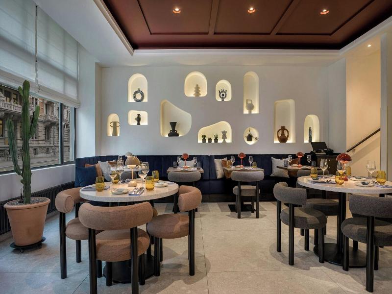 Neues Schloss Hotel Zurich, Autograph Collection image