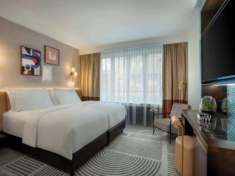 Neues Schloss Hotel Zurich, Autograph Collection image