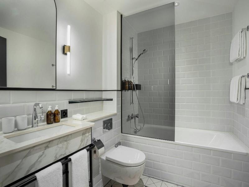 Neues Schloss Hotel Zurich, Autograph Collection image