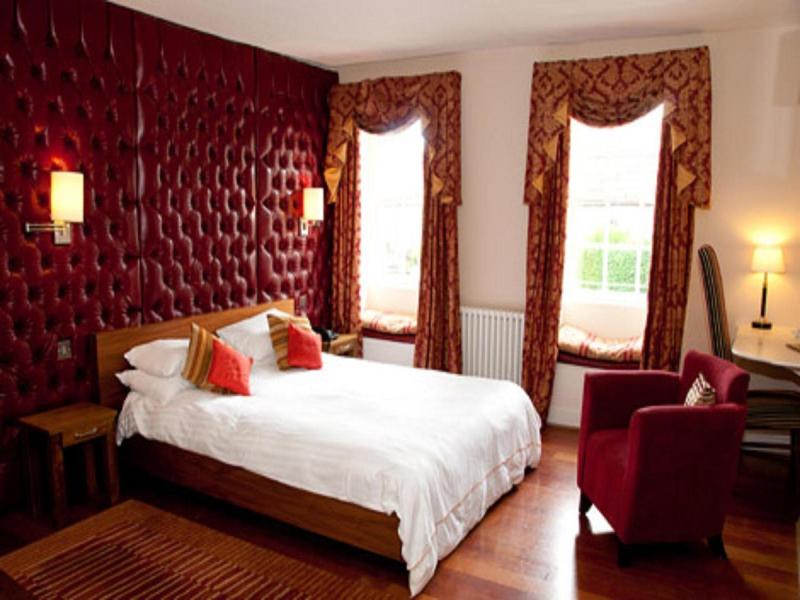 The  Woolpack image