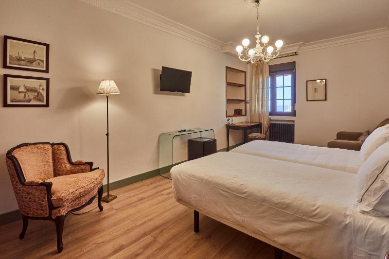 Silken Gran Hotel del Sella image