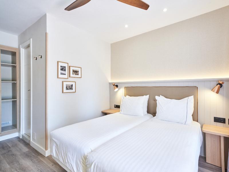Silken Gran Hotel del Sella image
