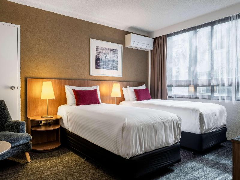 Mercure Sydney St Leonards image