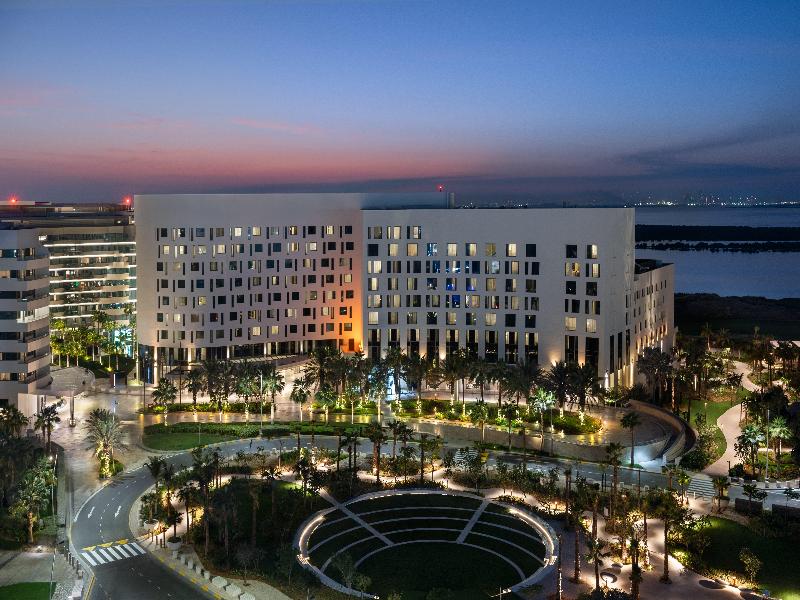 Crowne Plaza Hotel Abu Dhabi Yas Island image