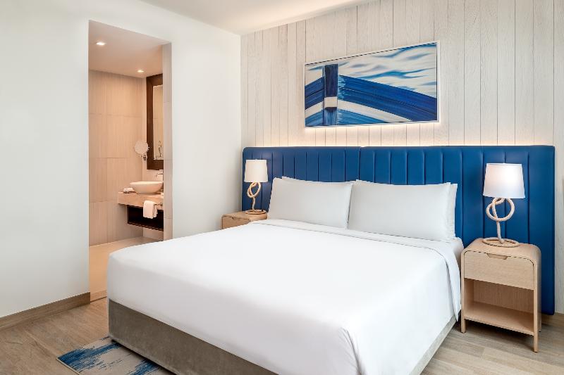 Crowne Plaza Hotel Abu Dhabi Yas Island image