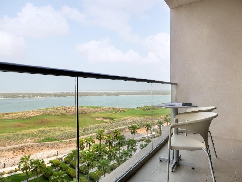 Crowne Plaza Hotel Abu Dhabi Yas Island image