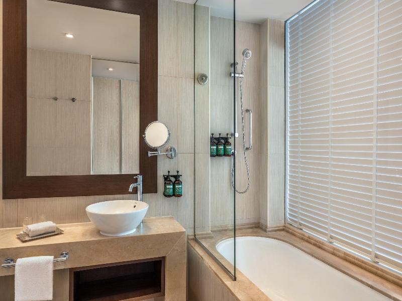Crowne Plaza Hotel Abu Dhabi Yas Island image