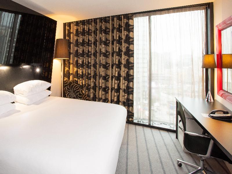 Crowne Plaza Manchester City Centre image
