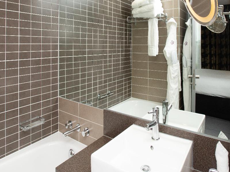 Crowne Plaza Manchester City Centre image