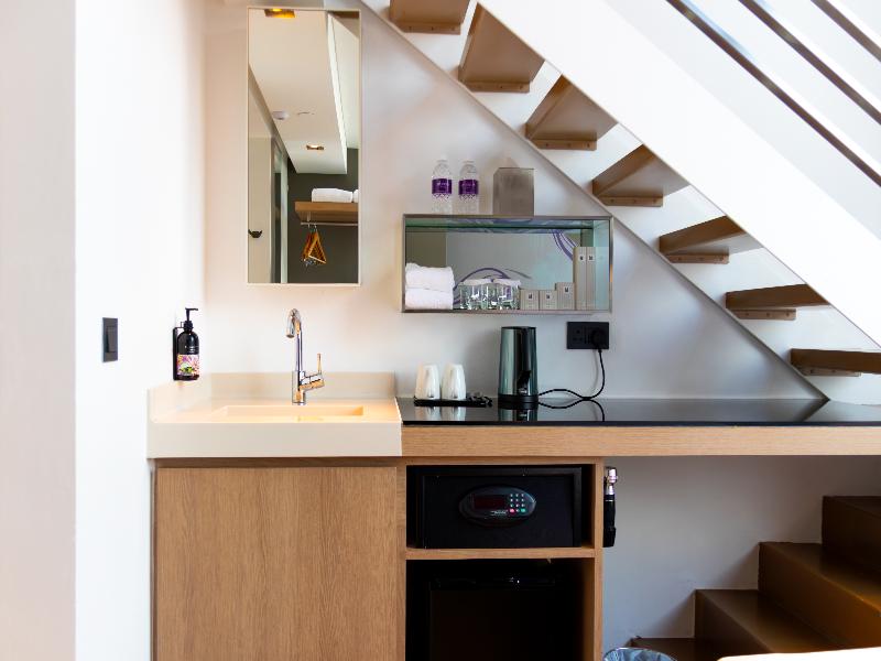 Studio M Hotel image
