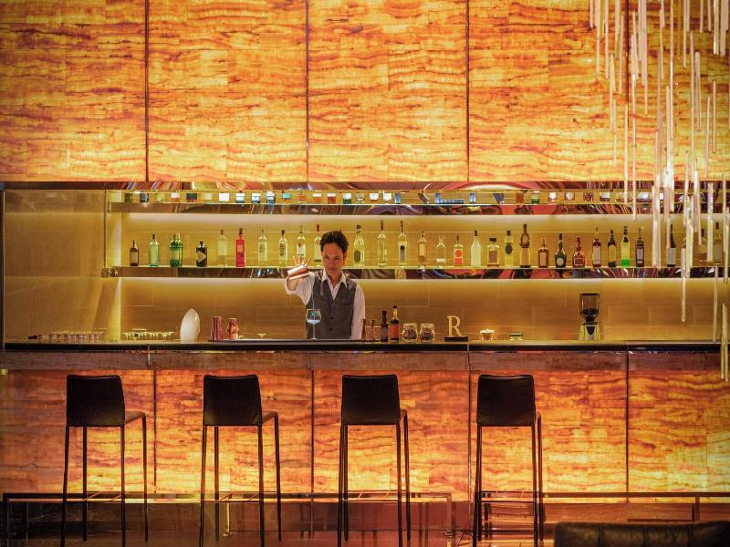 Renaissance Bangkok Ratchaprasong Hotel image