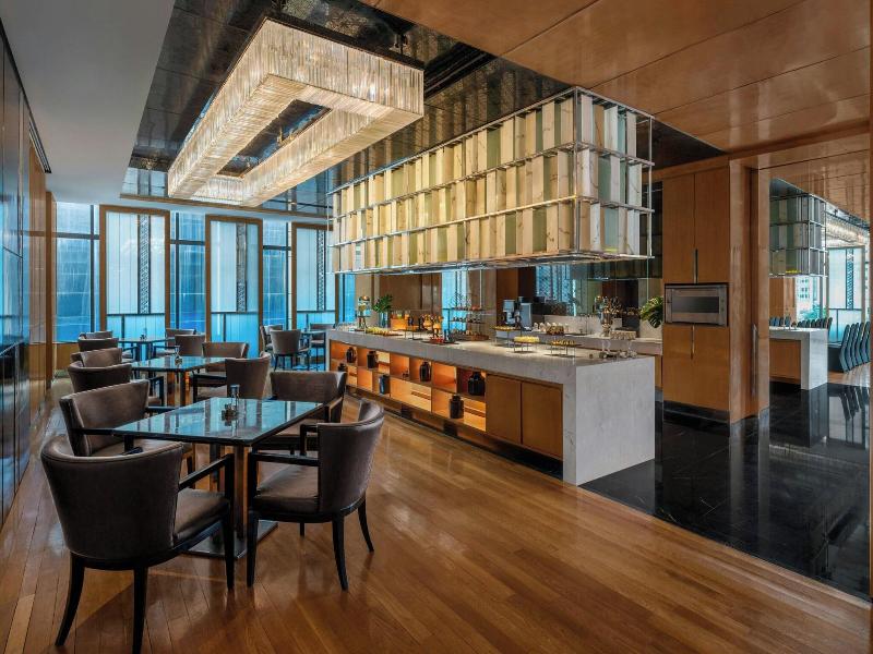 Renaissance Bangkok Ratchaprasong Hotel image
