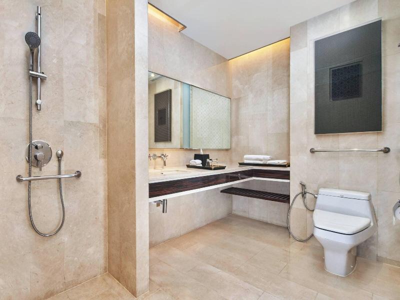 Renaissance Bangkok Ratchaprasong Hotel image