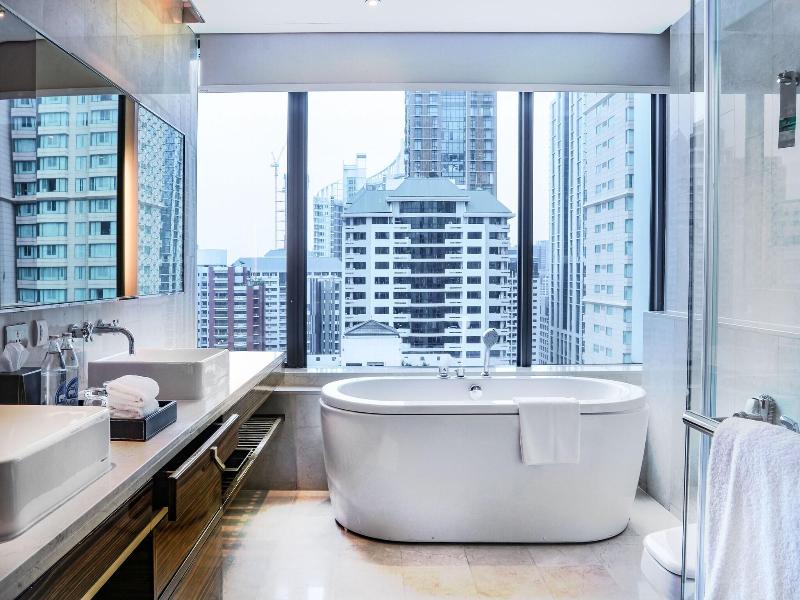 Renaissance Bangkok Ratchaprasong Hotel image