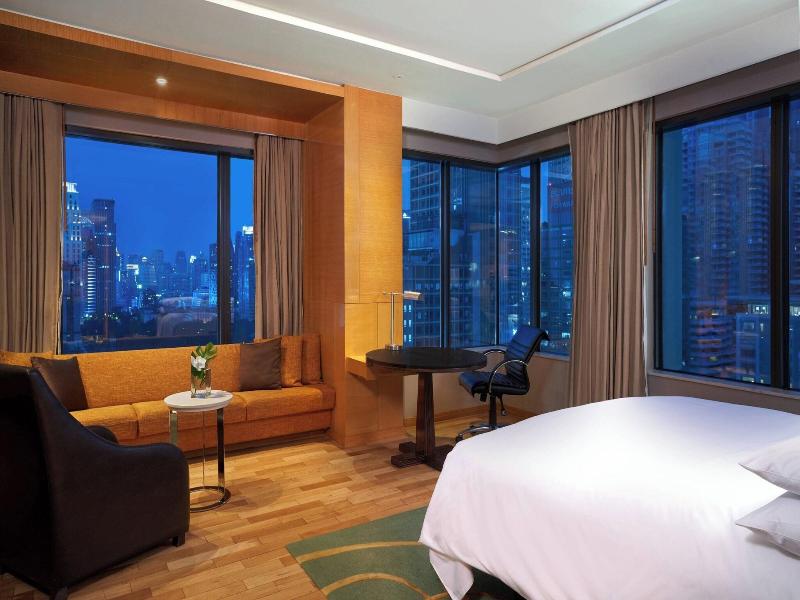 Renaissance Bangkok Ratchaprasong Hotel image
