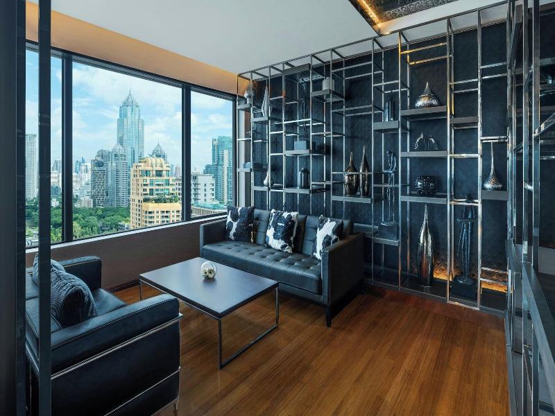 Renaissance Bangkok Ratchaprasong Hotel image