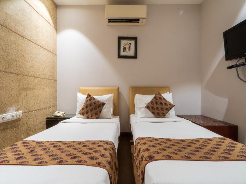 Cosy Grand @ Chanakyapuri by The Cosy Hotels image