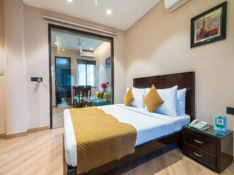 Cosy Grand @ Chanakyapuri by The Cosy Hotels image