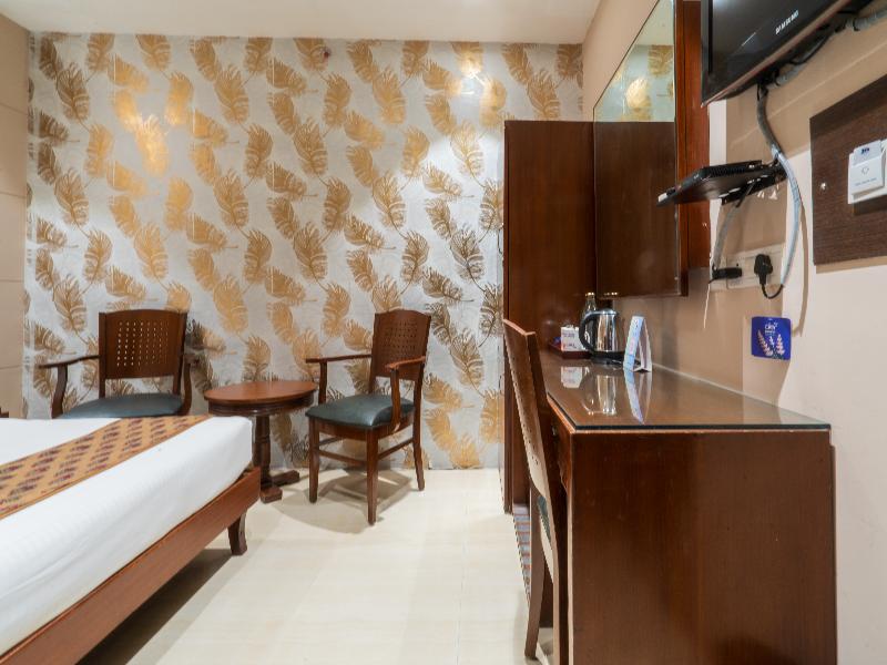 Cosy Grand @ Chanakyapuri by The Cosy Hotels image