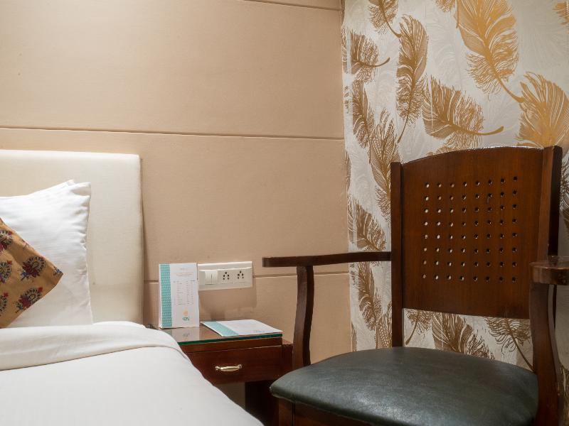 Cosy Grand @ Chanakyapuri by The Cosy Hotels image