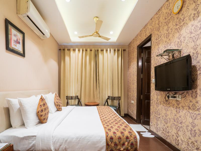Cosy Grand @ Chanakyapuri by The Cosy Hotels image