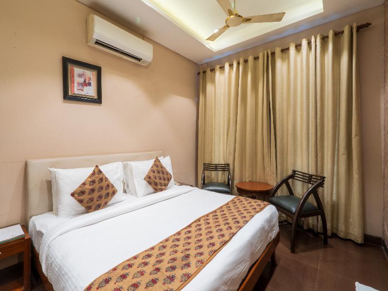 Cosy Grand @ Chanakyapuri by The Cosy Hotels image