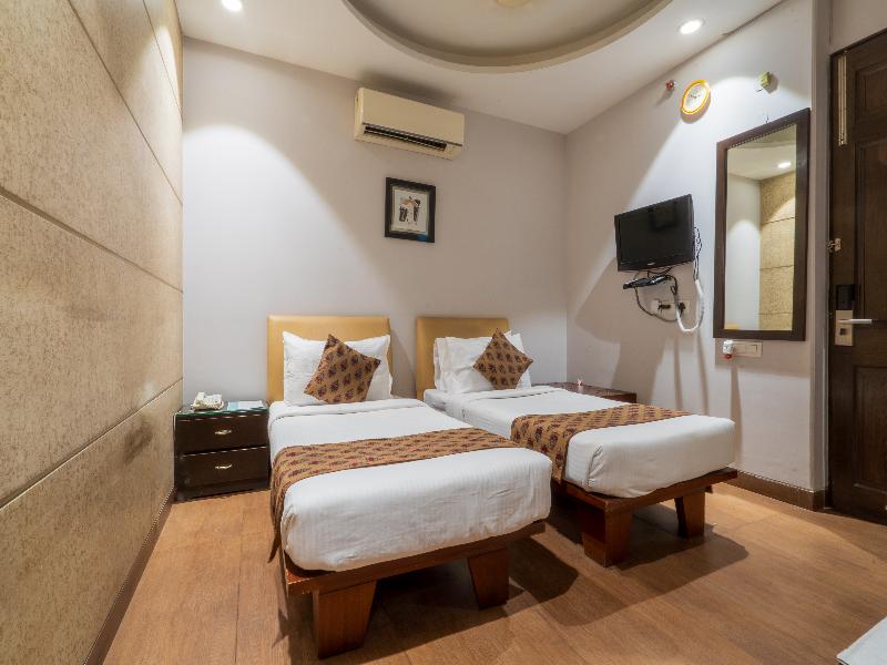 Cosy Grand @ Chanakyapuri by The Cosy Hotels image